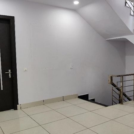 Oyo Hotel Laksh Kurukshetra Экстерьер фото
