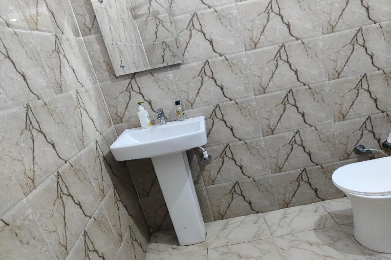 Oyo Hotel Laksh Kurukshetra Экстерьер фото